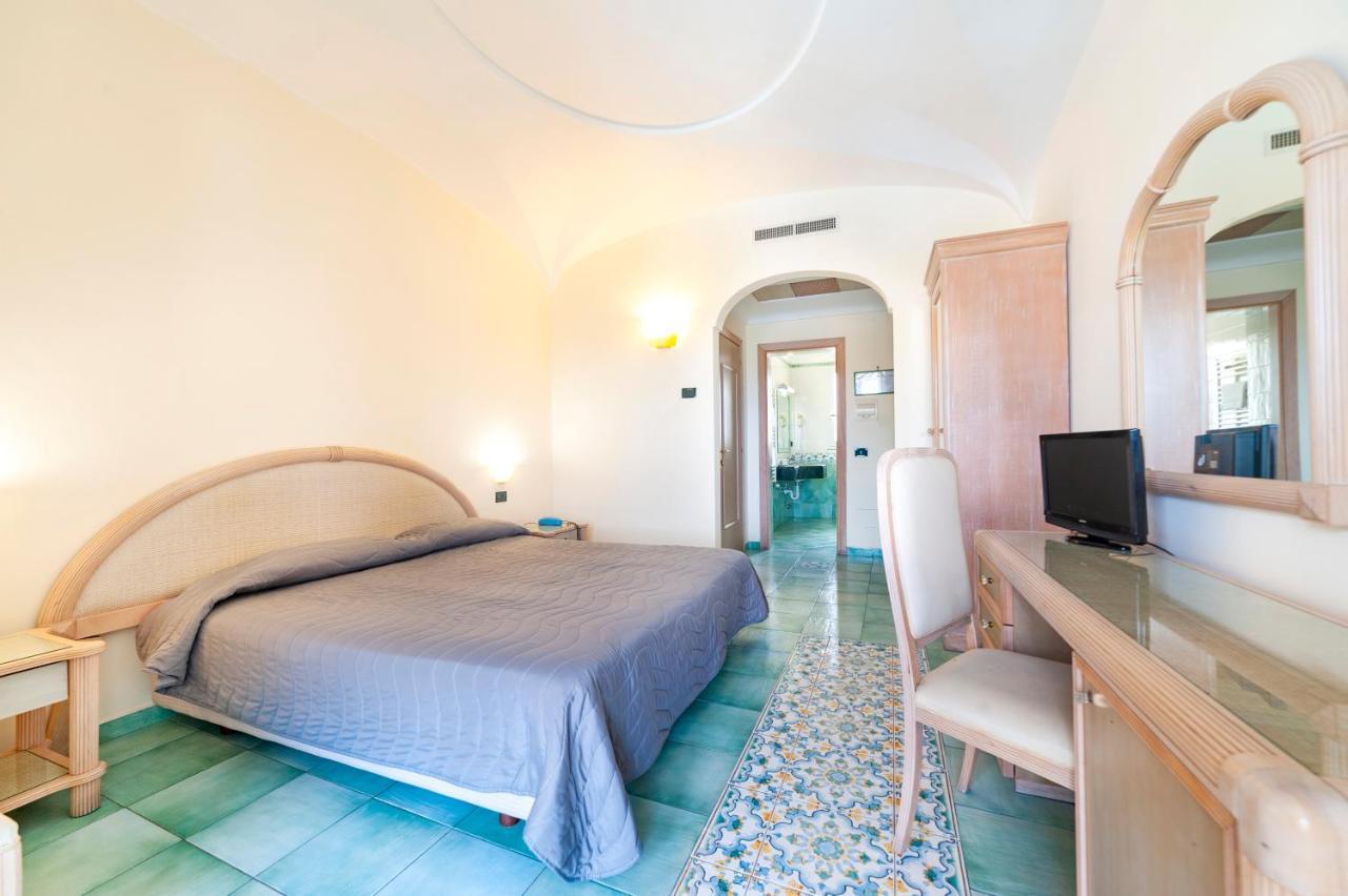 Hotel Terme Don Pepe Lacco Ameno  Exterior foto